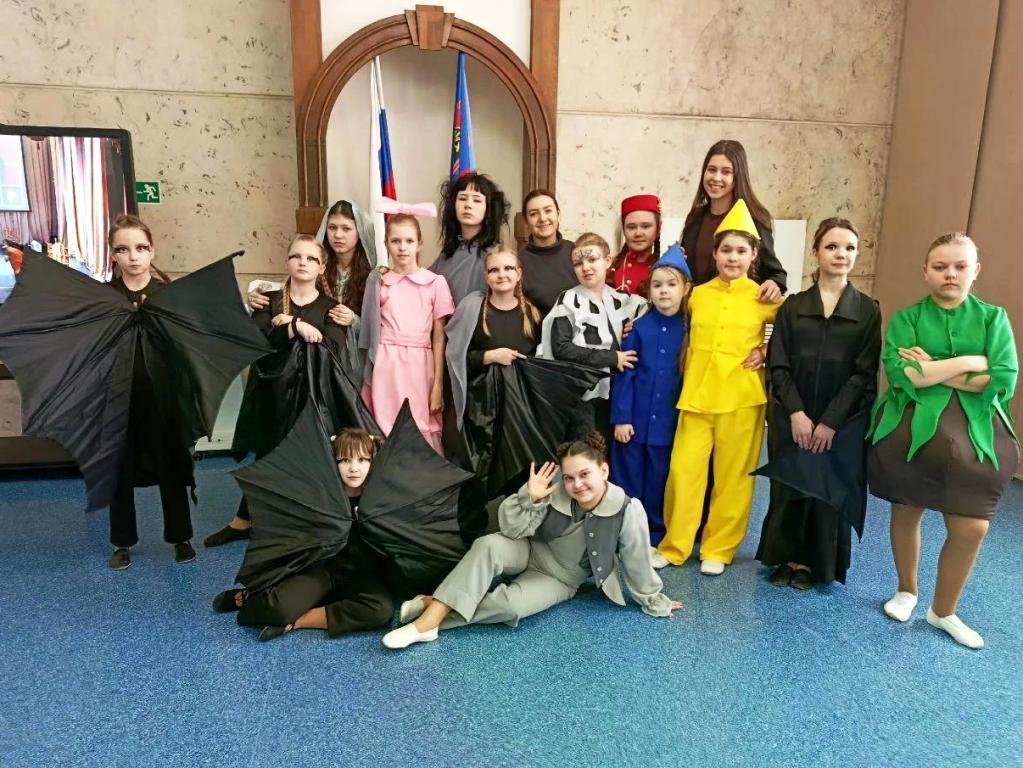 конкурс Театральные подмостки